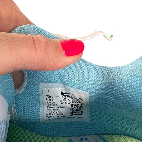 NWOB Nike Force Mens Trout 9 Pro White Barely Volt Size 8 Athletic Sporty Cleats - Picture 8 of 10